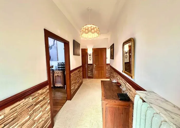 Majestic Mountain - Endroit Magique - 20 Personnes *