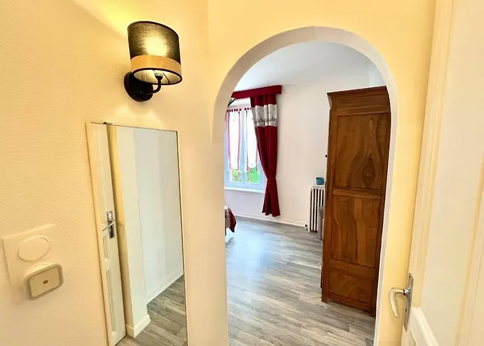 Majestic Mountain - Endroit Magique - 20 Personnes 펜션